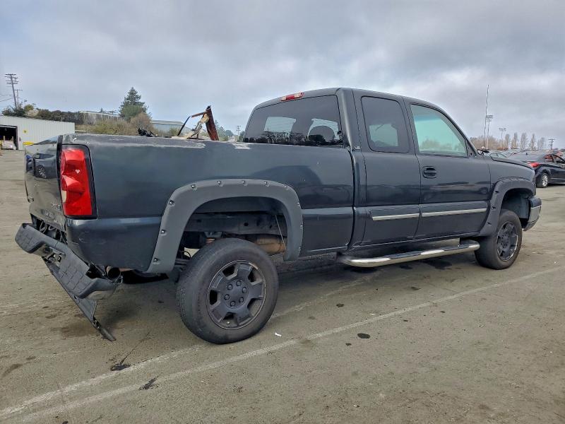 Photo 3 from auction – 2003 CHEVROLET SILVERADO with VIN 1GCEK19T63Z163478