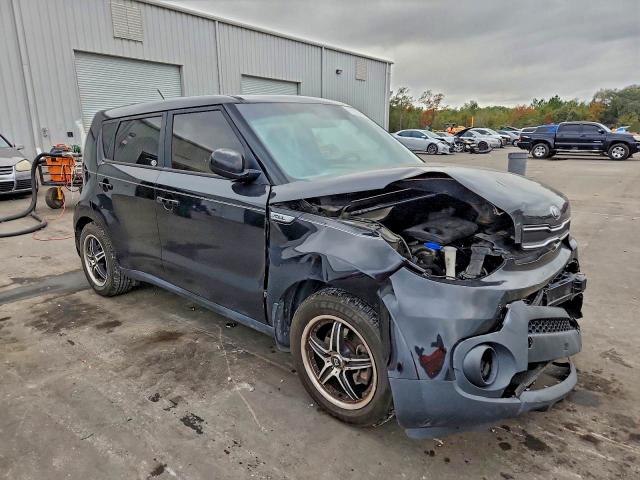 Photo 4 from auction – 2017 KIA SOUL with VIN KNDJN2A2XH7416397