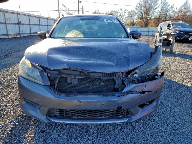 Photo 5 from auction – 2015 HONDA ACCORD LX with VIN 1HGCR2F35FA007692