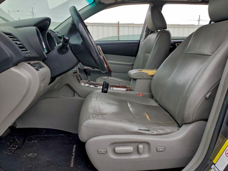 Photo 7 from auction – 2011 TOYOTA HIGHLANDER with VIN 5TDYK3EH0BS037451