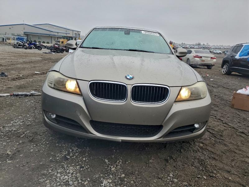 Photo 5 from auction – 2010 BMW 328 I with VIN WBAPH7G54ANM50267