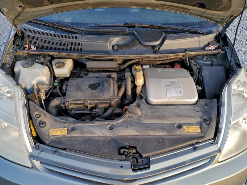Photo 11 from auction – 2005 TOYOTA PRIUS with VIN JTDKB20U153013069