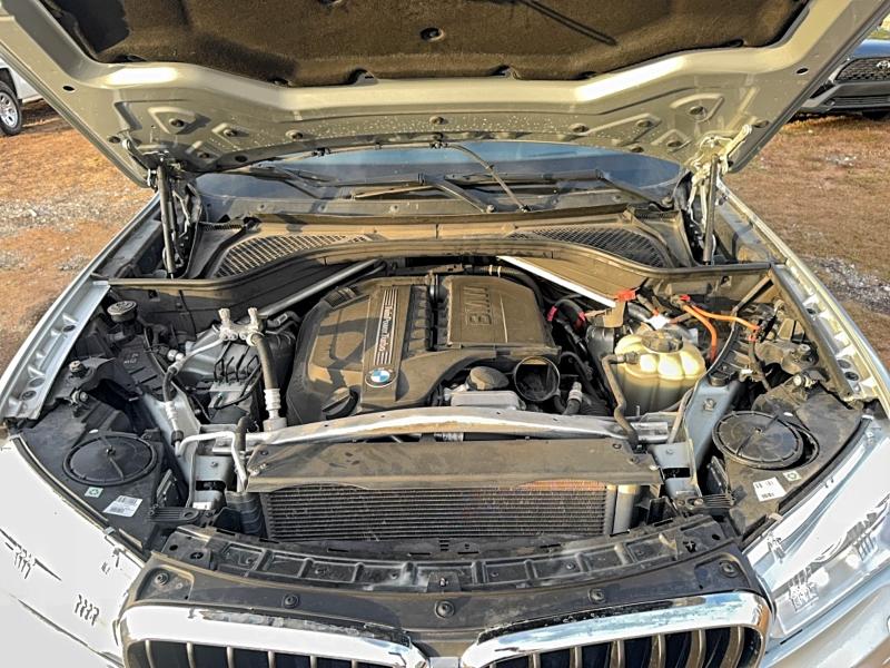 Photo 7 from auction – 2017 BMW X5 SDRIVE3 with VIN 5UXKR2C37H0W43889