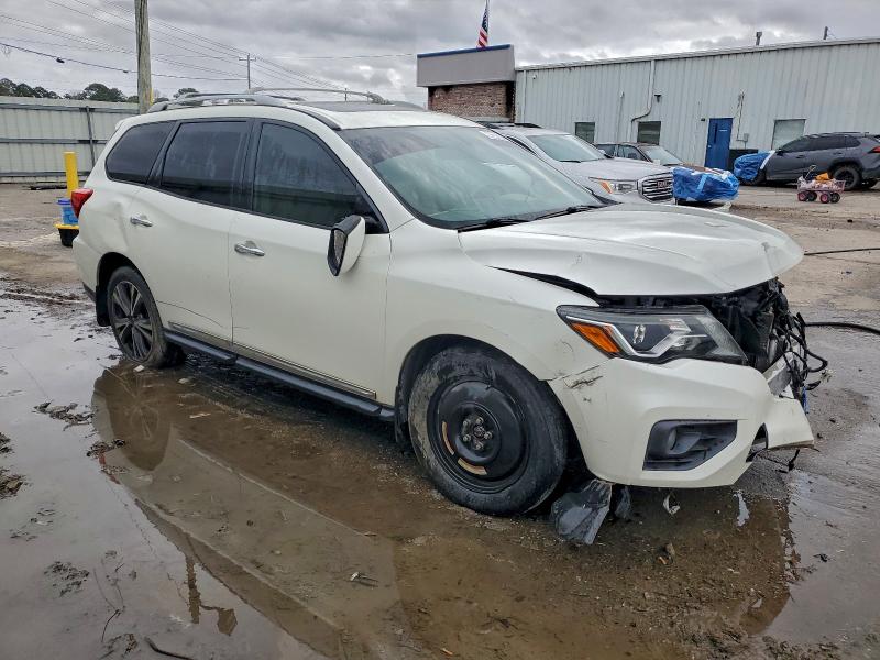 Photo 4 from auction – 2019 NISSAN PATHFINDER with VIN 5N1DR2MN2KC649871