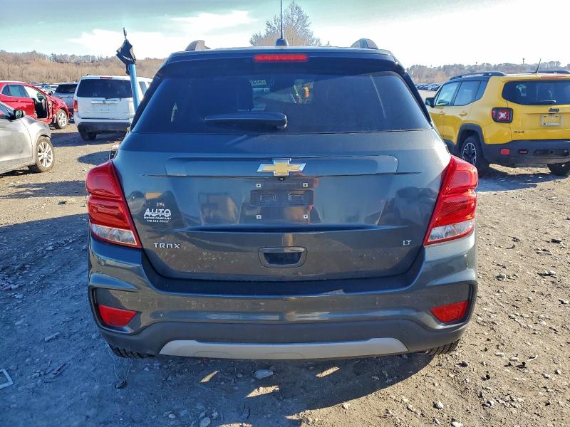 Photo 6 from auction – 2018 CHEVROLET TRAX with VIN KL7CJLSB7JB541527