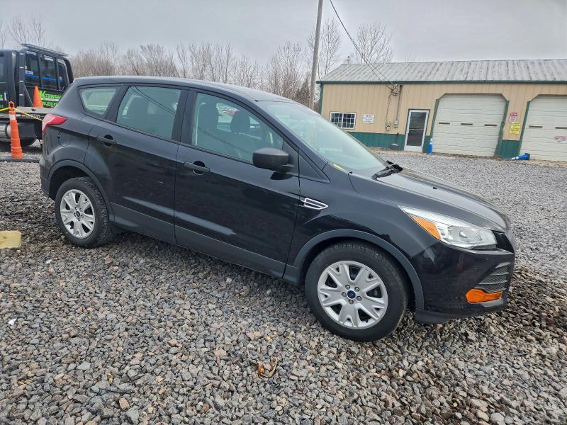Photo 4 from auction – 2016 FORD ESCAPE S with VIN 1FMCU0F7XGUC75363
