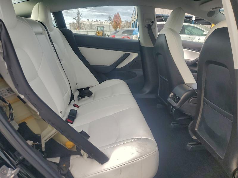 Photo 10 from auction – 2018 TESLA MODEL 3 with VIN 5YJ3E1EB1JF078627