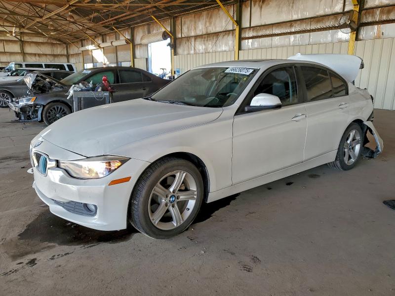 BMW 320 I 2014 with VIN WBA3B1G5XENT00103 - Photo from auction
