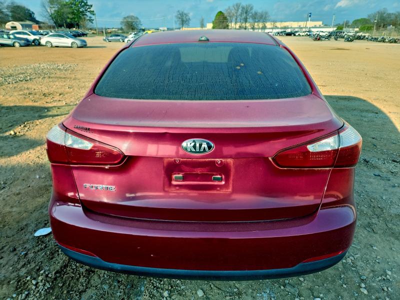 Photo 6 from auction – 2016 KIA FORTE LX with VIN KNAFK4A65G5601509