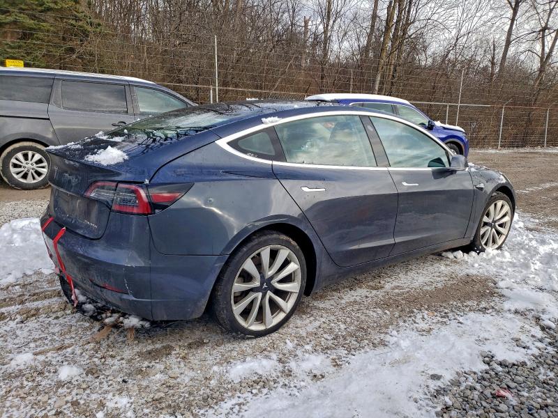 Photo 3 from auction – 2018 TESLA MODEL 3 with VIN 5YJ3E1EB2JF104104
