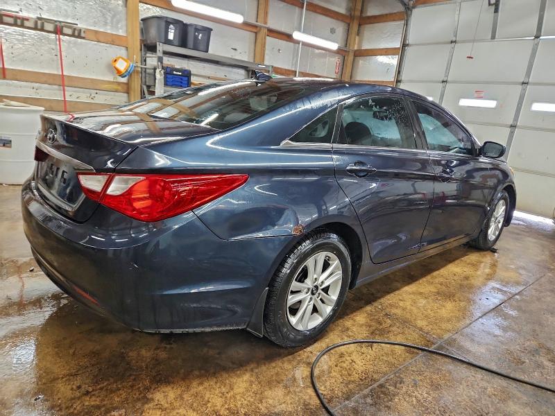 Photo 3 from auction – 2013 HYUNDAI SONATA GLS with VIN 5NPEB4AC0DH739765