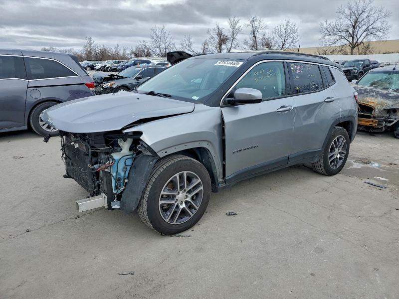 JEEP COMPASS LA 2018 with VIN 3C4NJCBB5JT124045 - Photo from auction