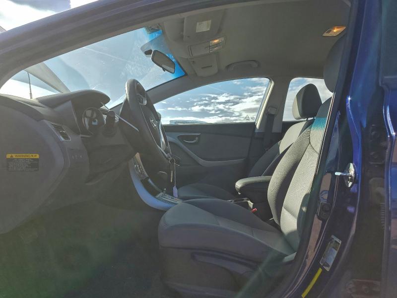 Photo 7 from auction – 2012 HYUNDAI ELANTRA GL with VIN 5NPDH4AE1CH128251