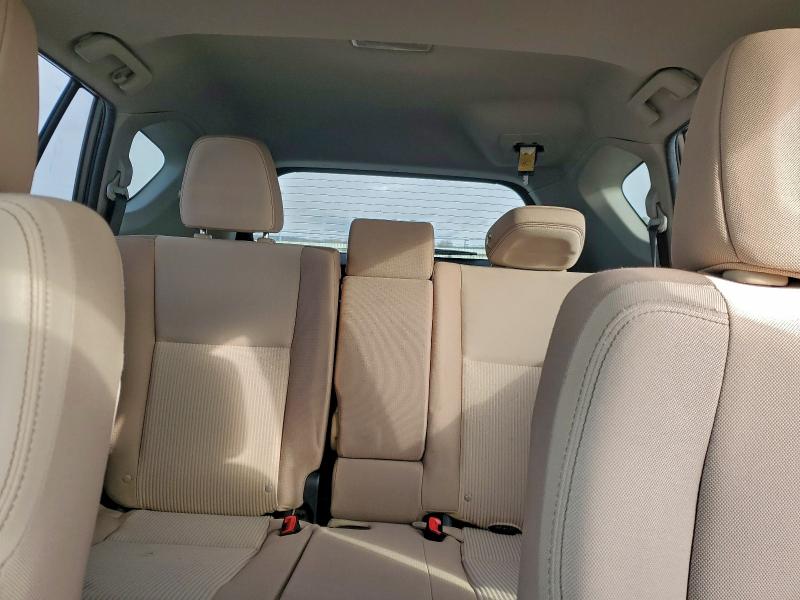 Photo 10 from auction – 2013 TOYOTA RAV4 XLE with VIN JTMWFREV0DD020393