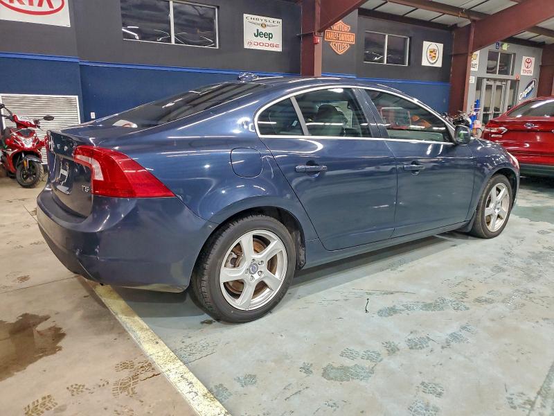 Photo 3 from auction – 2012 VOLVO S60 with VIN YV1622FS7C2123399