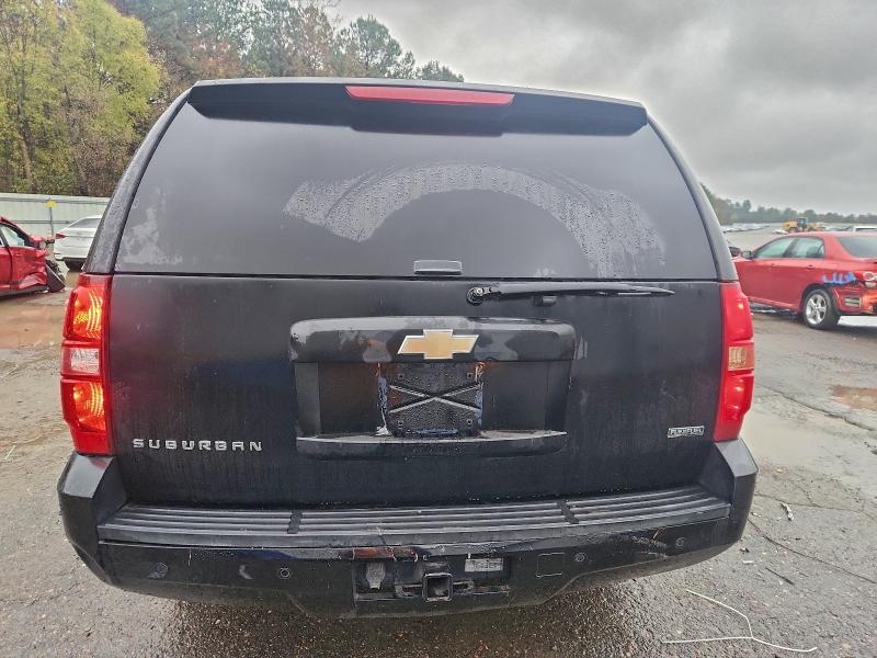 Photo 6 from auction – 2011 CHEVROLET SUBURBAN C with VIN 1GNSCJE04BR391271