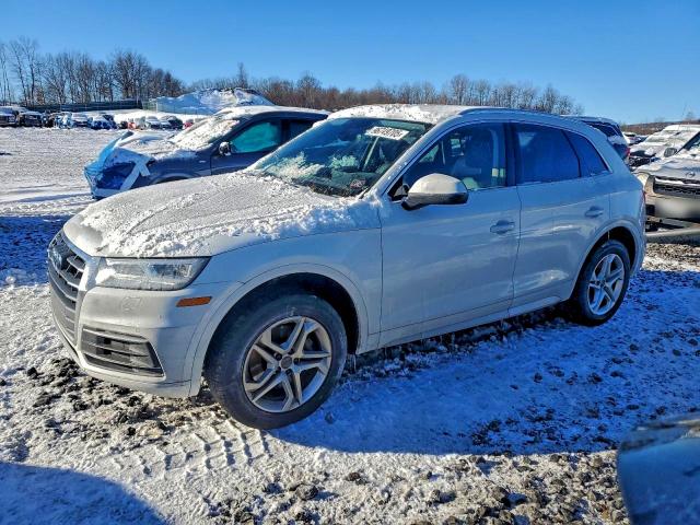 AUDI Q5 PREMIUM 2018 with VIN WA1BNAFYXJ2114701 - Photo from auction
