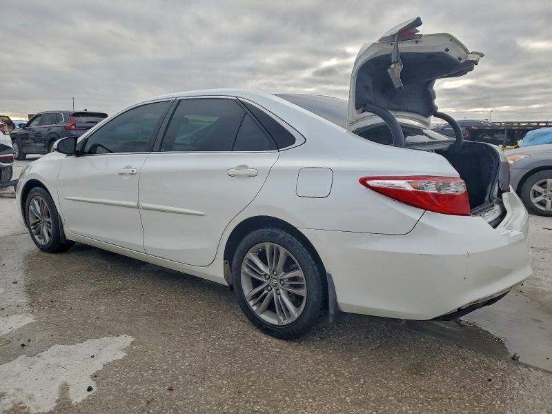 Photo 2 from auction – 2016 TOYOTA CAMRY LE with VIN 4T1BF1FK7GU184065