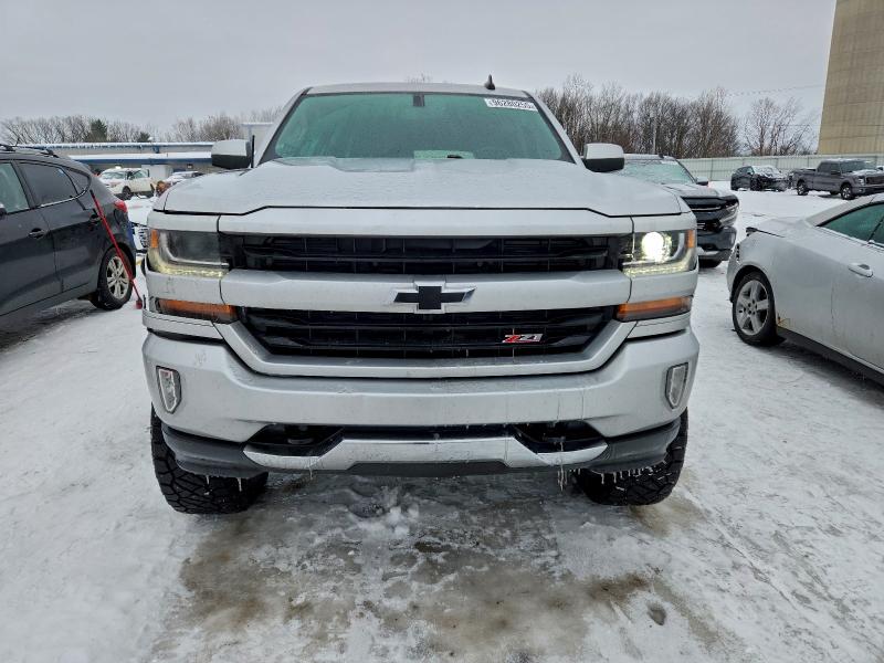 Photo 5 from auction – 2017 CHEVROLET SILVERADO with VIN 3GCUKREC3HG308323