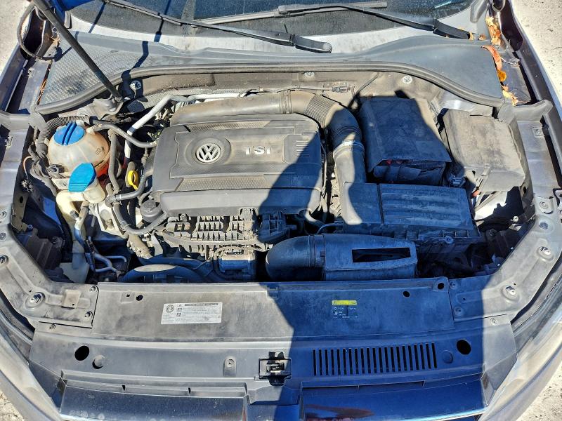 Photo 11 from auction – 2015 VOLKSWAGEN PASSAT SE with VIN 1VWBS7A38FC009599
