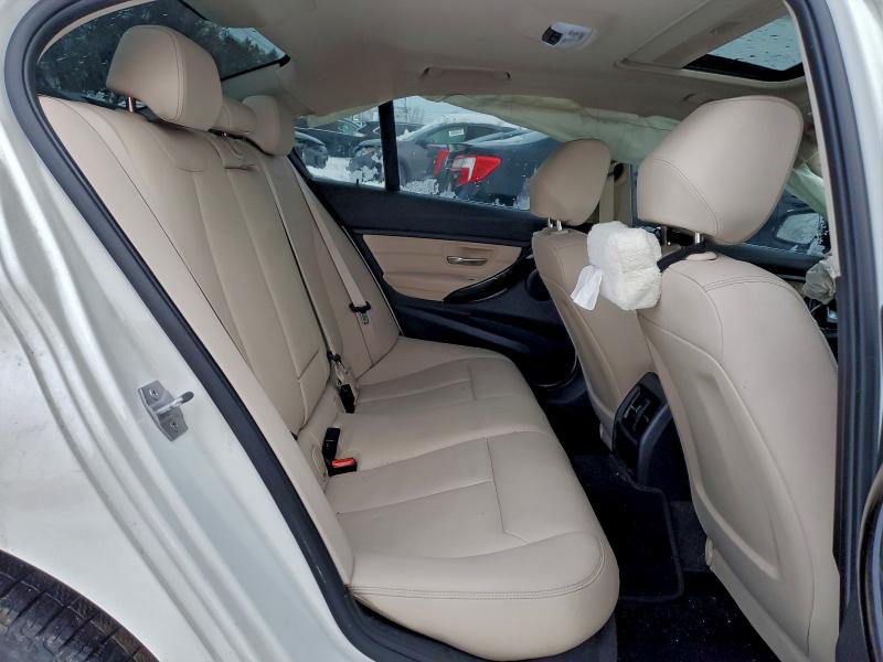 Photo 10 from auction – 2014 BMW 328 XI with VIN WBA3B3C5XEJ981890