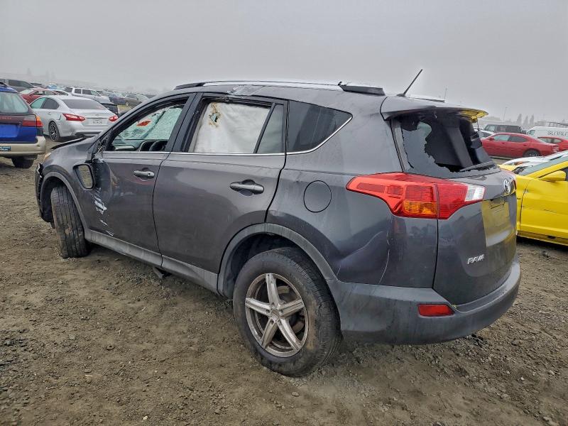 Photo 2 from auction – 2015 TOYOTA RAV4 LE with VIN 2T3ZFREVXFW137546