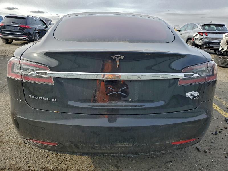 Photo 6 from auction – 2018 TESLA MODEL S with VIN 5YJSA1E25JF253453