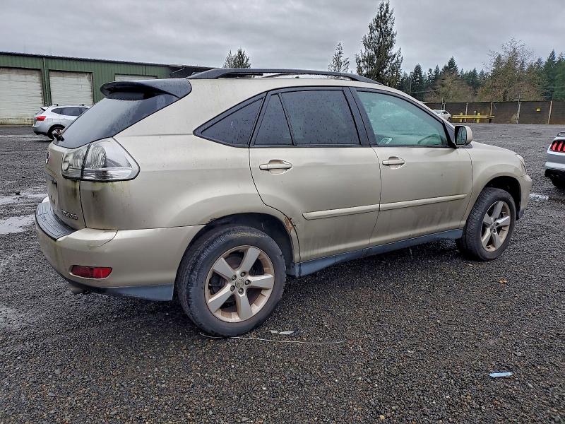 Photo 3 from auction – 2006 LEXUS RX 330 with VIN 2T2HA31U56C100902