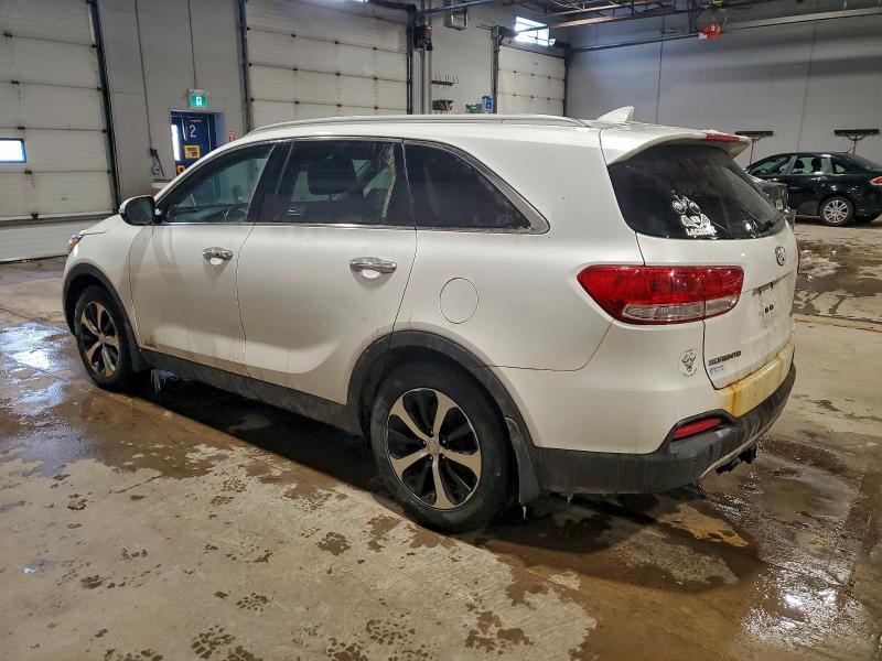 Photo 2 from auction – 2017 KIA SORENTO EX with VIN 5XYPHDA1XHG267982
