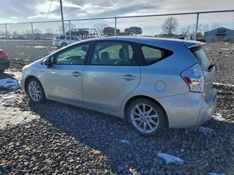 Photo 2 from auction – 2012 TOYOTA PRIUS V with VIN JTDZN3EU9C3130321