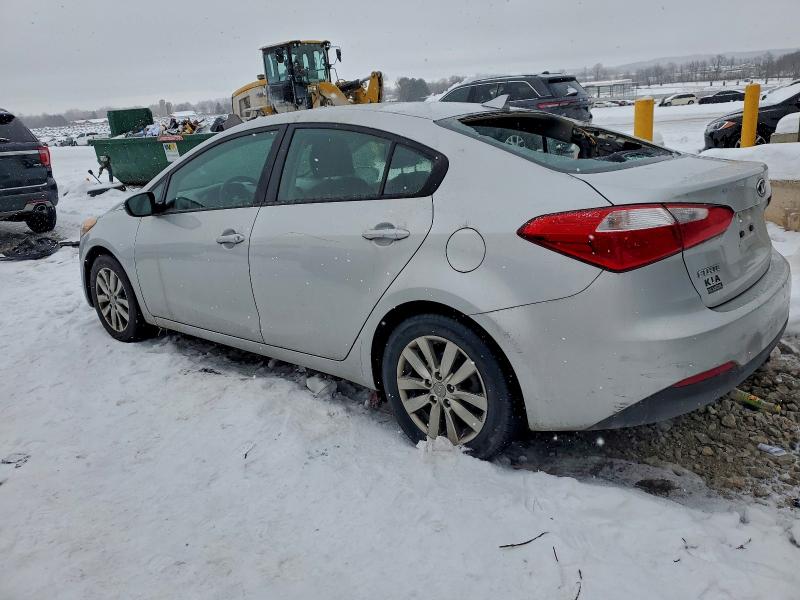 Photo 2 from auction – 2016 KIA FORTE LX with VIN KNAFX4A60G5550177