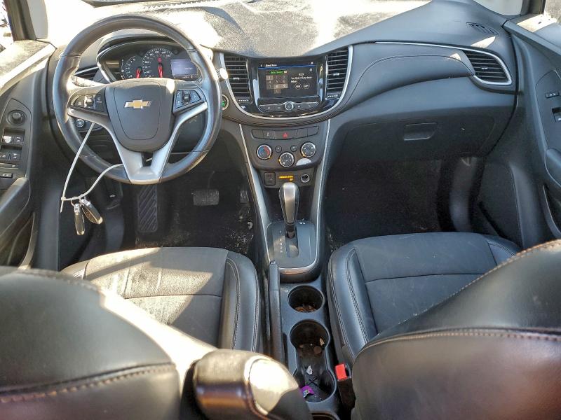Photo 8 from auction – 2018 CHEVROLET TRAX with VIN KL7CJLSB7JB541527