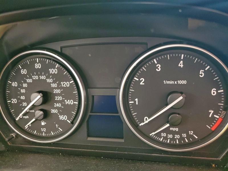 Photo 9 from auction – 2014 BMW X1 XDRIVE2 with VIN WBAVL1C53EVY17996