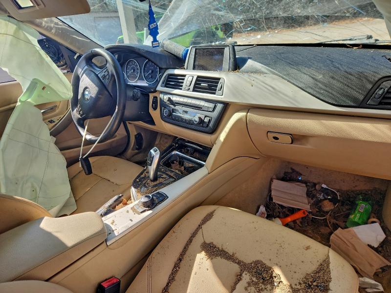 Photo 8 from auction – 2015 BMW 320 with VIN WBA3B1C58FK140683