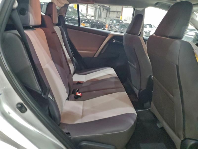 Photo 11 from auction – 2015 TOYOTA RAV4 XLE with VIN 2T3RFREV6FW369318