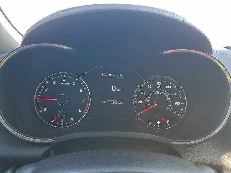 Photo 9 from auction – 2018 KIA FORTE LX with VIN 3KPFL4A77JE194071
