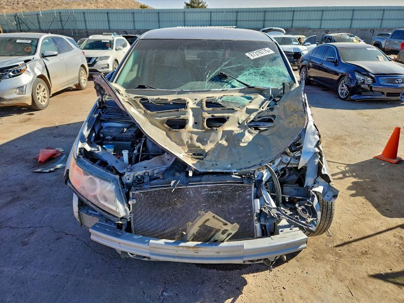 Photo 5 from auction – 2016 HONDA ODYSSEY with VIN 5FNRL5H32GB061209