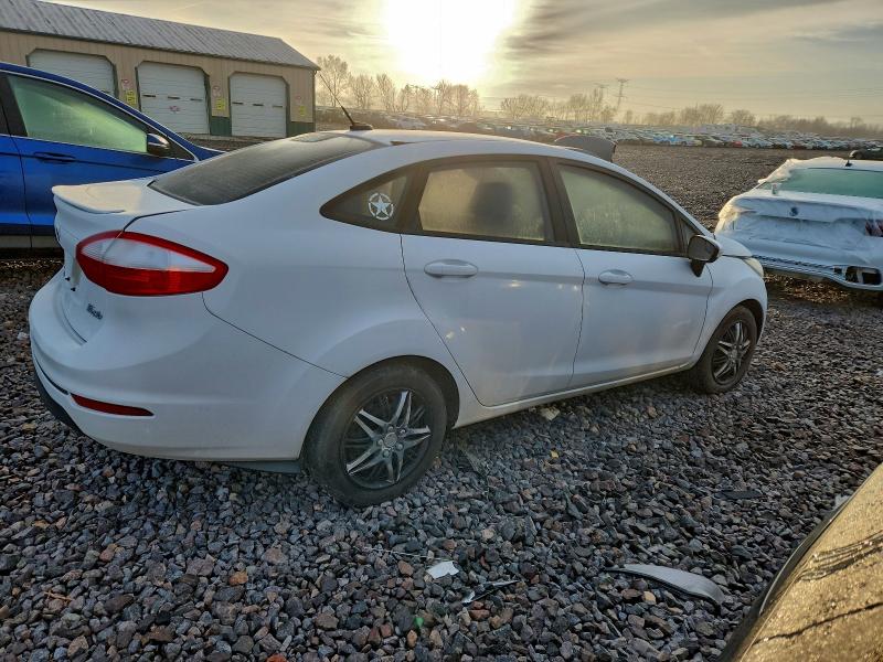 Photo 3 from auction – 2016 FORD FIESTA SE with VIN 3FADP4BE0GM103431