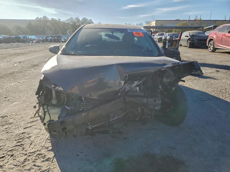 Photo 5 from auction – 2015 TOYOTA COROLLA with VIN 5YFBURHE1FP268264