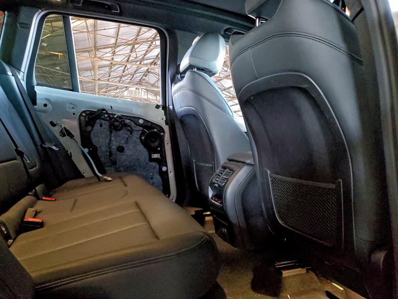 Photo 11 from auction – 2019 BMW X3 XDRIVE3 with VIN 5UXTR9C53KLP95480