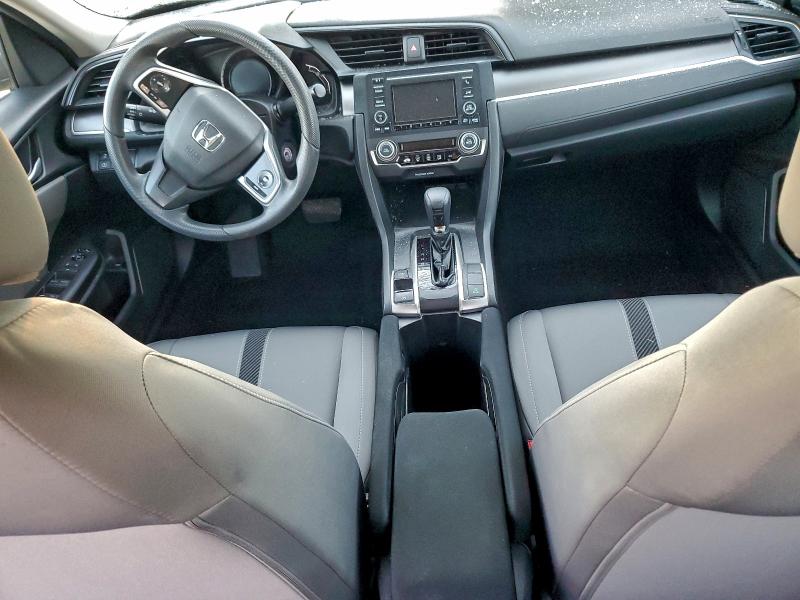 Photo 8 from auction – 2017 HONDA CIVIC LX with VIN 19XFC2F56HE067205