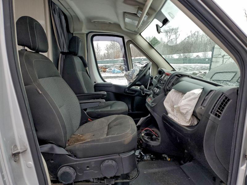 Photo 5 from auction – 2017 RAM PROMASTER with VIN 3C6URVJG0HE537087