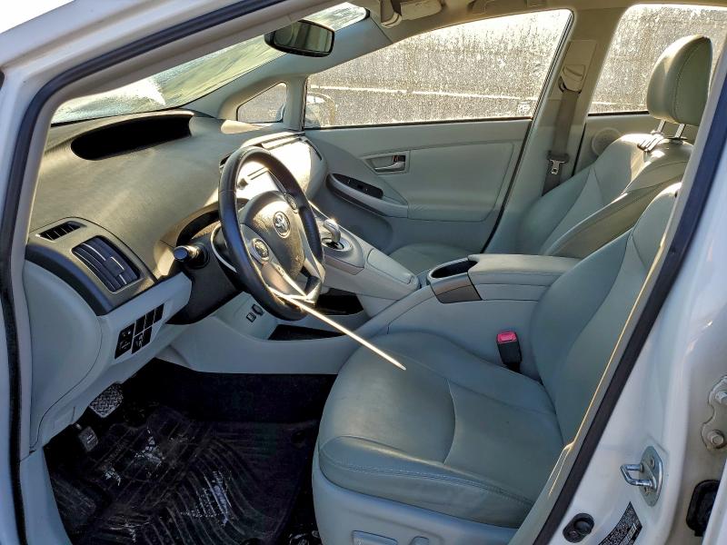 Photo 7 from auction – 2013 TOYOTA PRIUS with VIN JTDKN3DU5D5674503