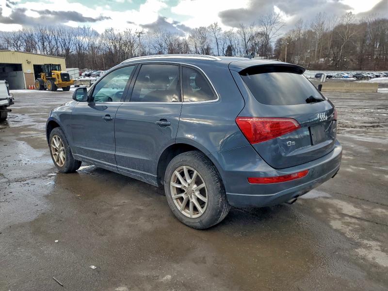 Photo 2 from auction – 2011 AUDI Q5 PREMIUM with VIN WA1CFAFP3BA010521