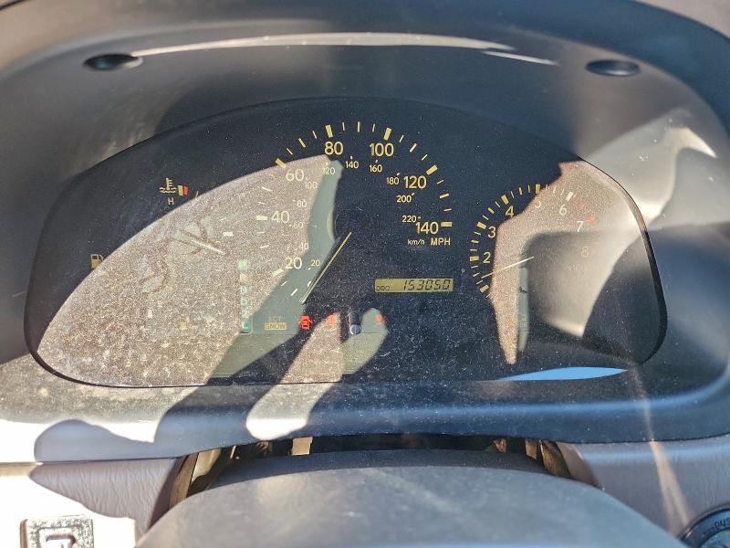 Photo 9 from auction – 2002 LEXUS RX 300 with VIN JTJHF10U820289638