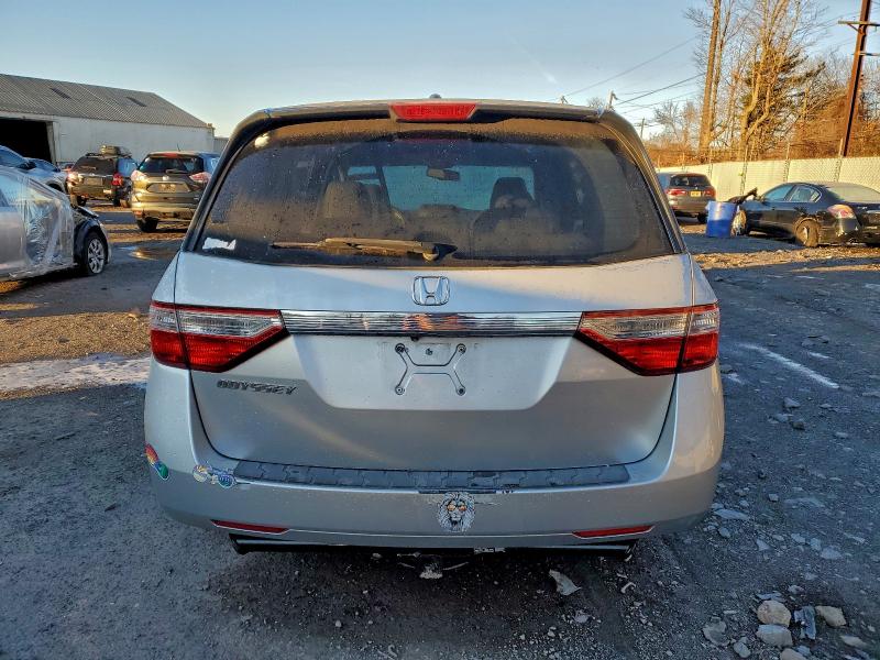 Photo 6 from auction – 2011 HONDA ODYSSEY EX with VIN 5FNRL5H62BB012773