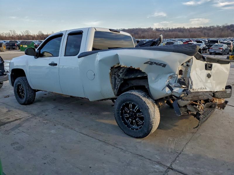 Photo 2 from auction – 2008 CHEVROLET SILVERADO with VIN 2GCEK19C581285670