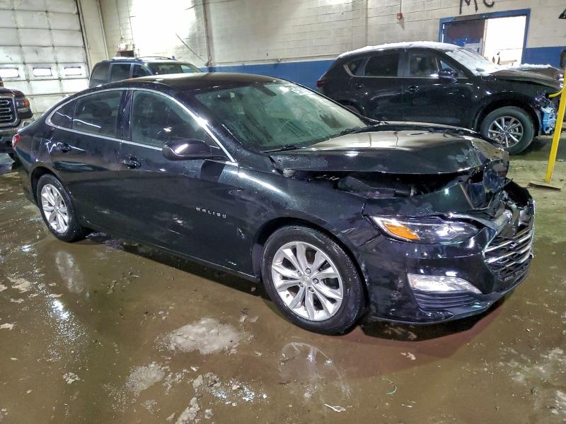 Photo 4 from auction – 2019 CHEVROLET MALIBU with VIN 1G1ZD5ST5KF212417