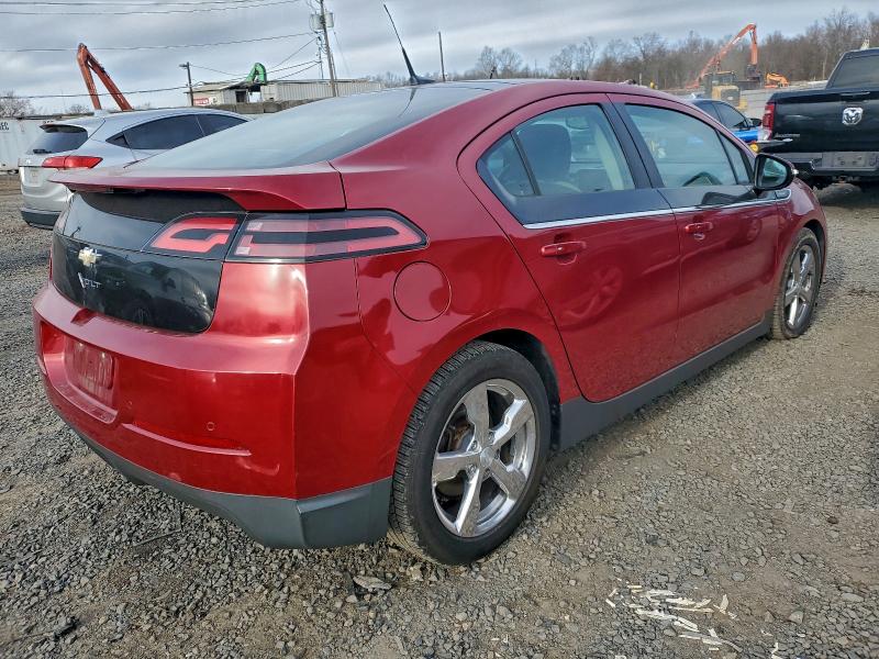 Photo 3 from auction – 2012 CHEVROLET VOLT with VIN 1G1RD6E43CU117975