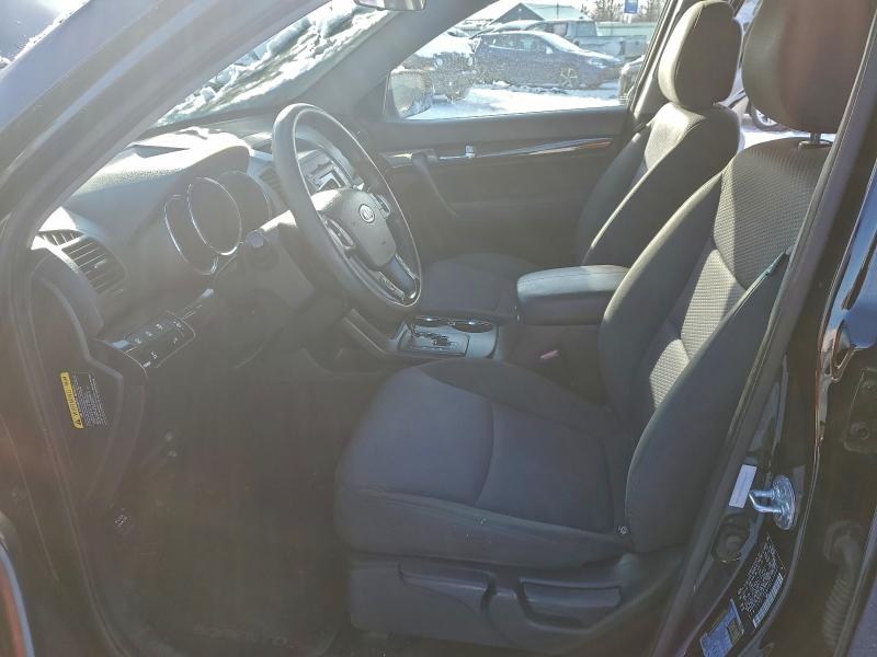 Photo 7 from auction – 2013 KIA SORENTO LX with VIN 5XYKTCA60DG332623